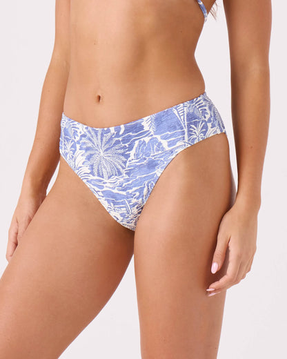 Bijou Blue