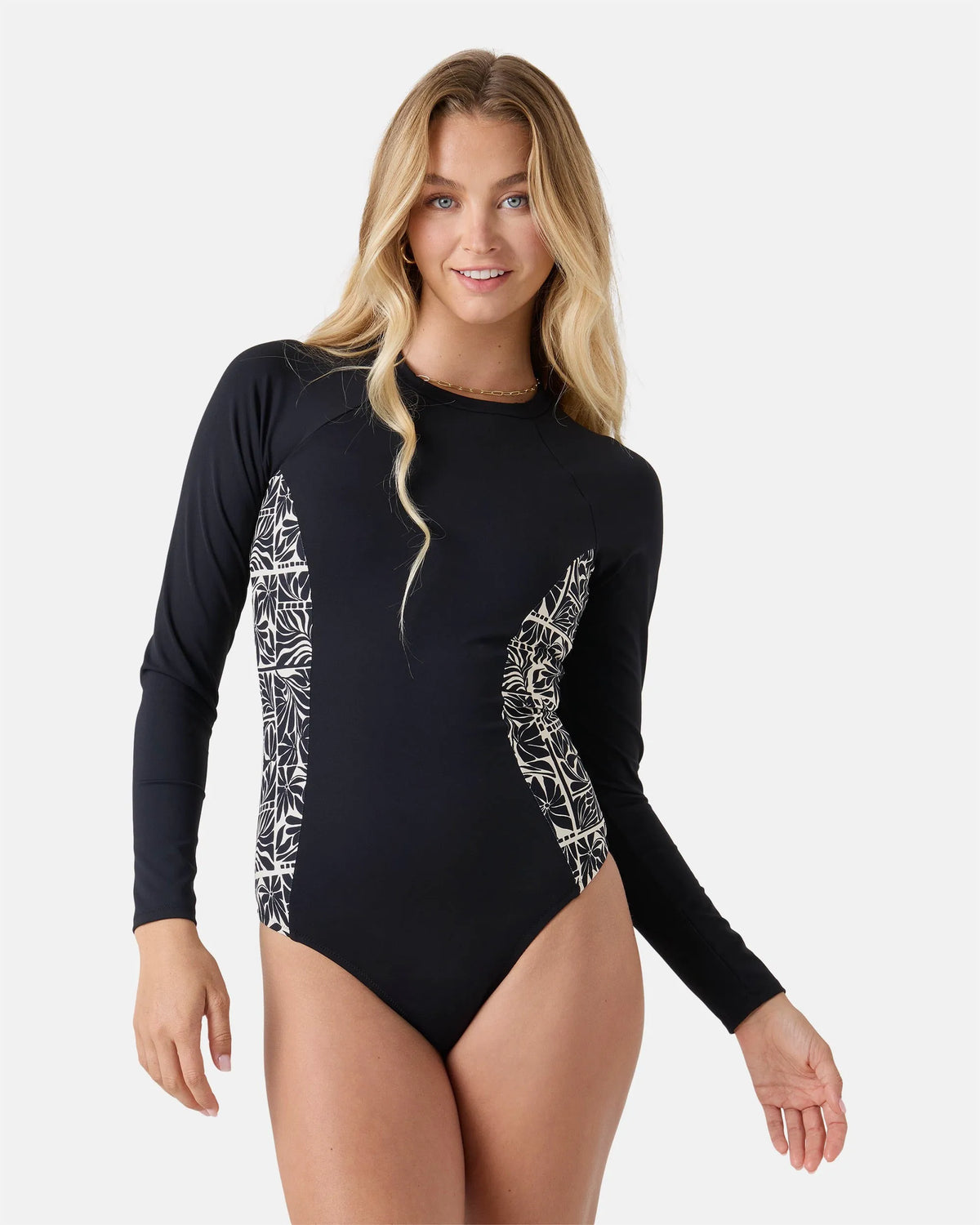 Black/Ivory