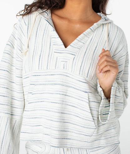 Cloud Dancer Sea Crest Blue Stripe