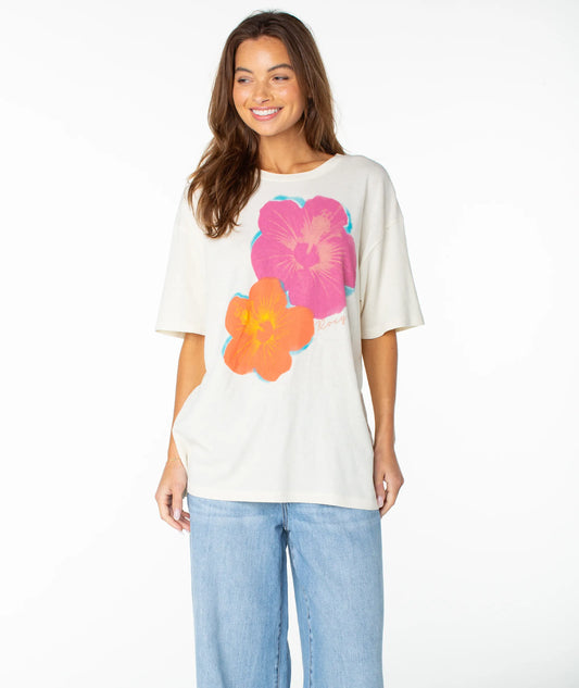 Cloud Dancer Flower Glow